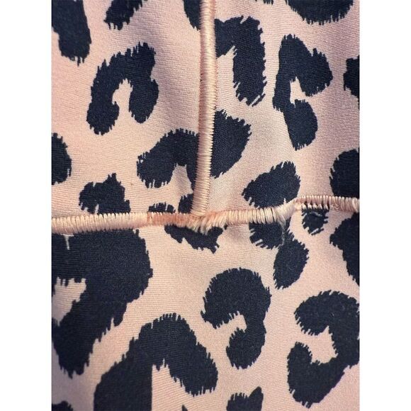 Offline by Aerie Real Me 7/8 Leggings Hi-Rise Size L Pink Leopard Print - Picture 5 of 7